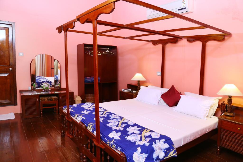 Apartmán Chiramel Residency Kochi Exteriér fotografie
